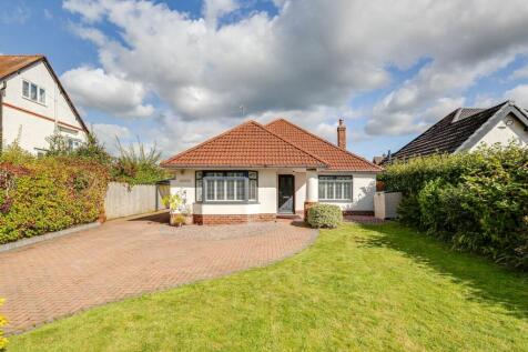 4 bedroom detached bungalow for sale