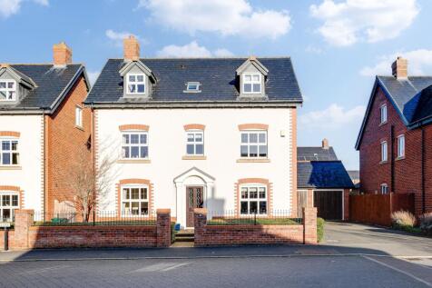 5 bedroom detached house for sale