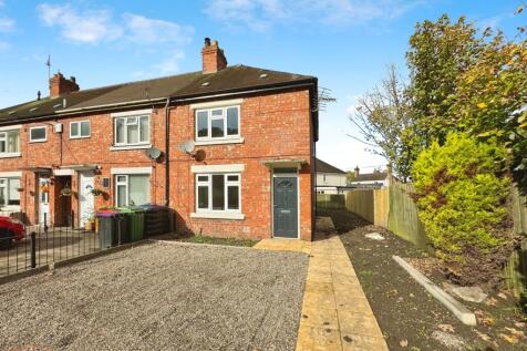 2 bedroom end of terrace house for sale