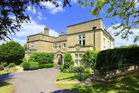 Trossachs Drive, Bath 2 bed apartment for sale