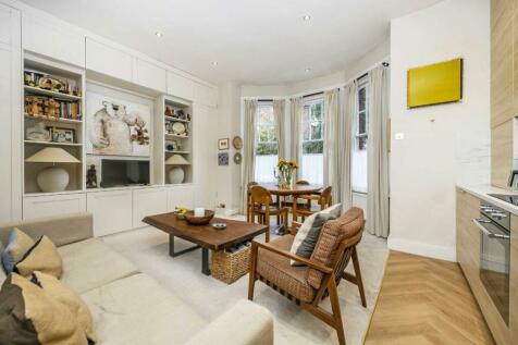 1 bedroom flat for sale