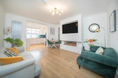 Sumatra Road, London NW6 2 bed flat for sale