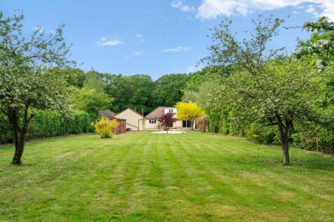 Green Lane, West Horsley, GU23 3 bed detached house for sale