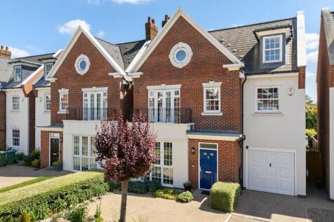 White Lion Gate, Cobham, KT11 4 bed detached house for sale