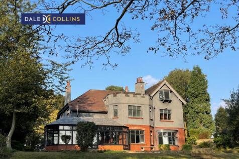 9 bedroom detached house for sale