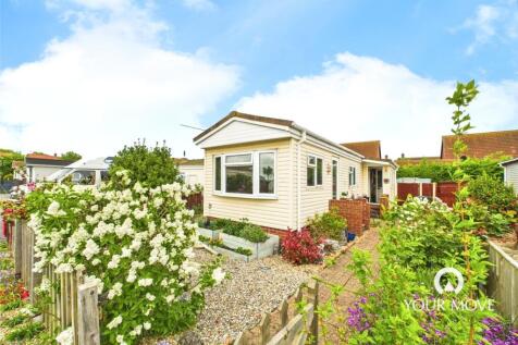 Blue Sky Close, Great Yarmouth NR31 1 bed detached house for sale