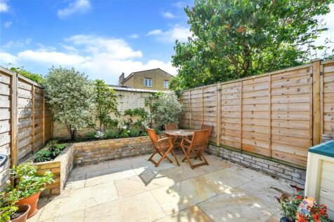 Tivoli Road, West Norwood, London, SE27 2 bed terraced house for sale