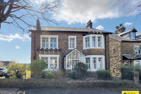 Sylvan Cliff, Buxton 6 bed detached house for sale