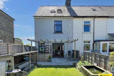 New Cottages, Grinlow Road, Buxton 3 bed end of terrace house for sale