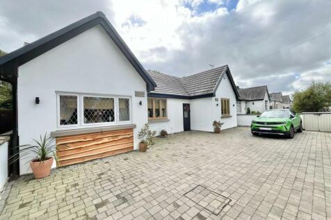 3 bedroom detached bungalow for sale