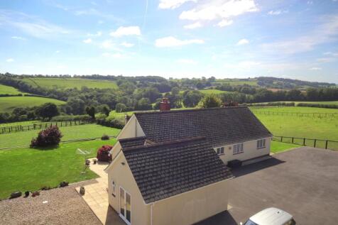 4 bedroom bungalow for sale