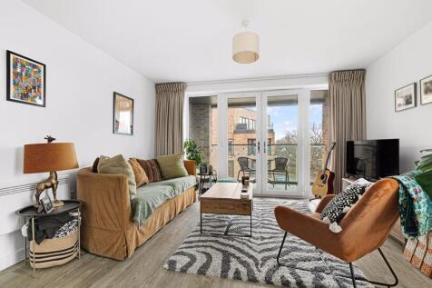 1 bedroom flat for sale