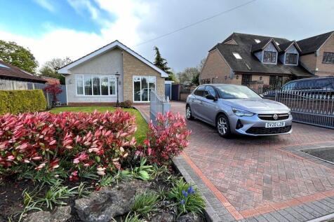 Lichfield Road, Sandhills, Walsall... 2 bed detached bungalow for sale
