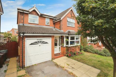 4 bedroom detached house for sale