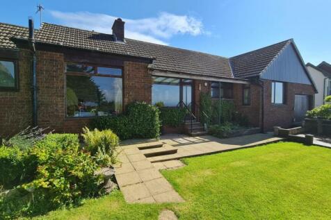 2 bedroom detached bungalow for sale