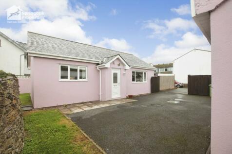 2 bedroom detached house for sale