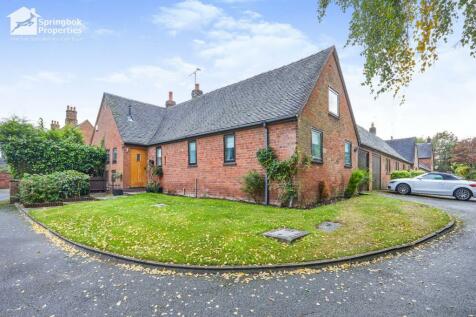 3 bedroom barn conversion for sale