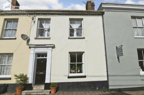 2 bedroom terraced house for sale