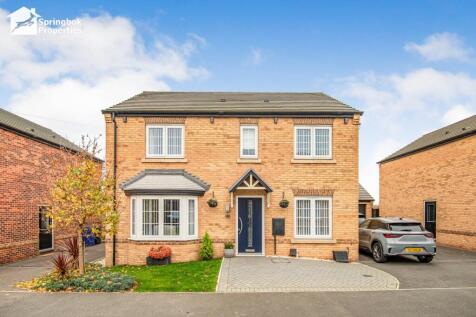 4 bedroom detached house for sale