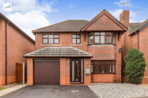 4 bedroom detached house for sale