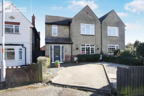 4 bedroom semi-detached house for sale
