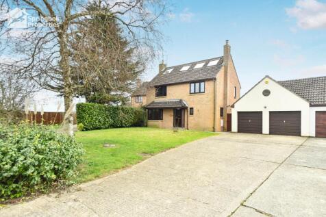 5 bedroom detached house for sale