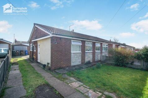 2 bedroom semi-detached bungalow for sale
