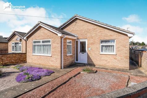 3 bedroom detached bungalow for sale