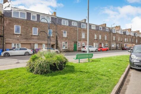 1 bedroom ground floor flat for sale