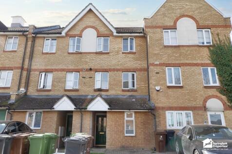 4 bedroom town house for sale