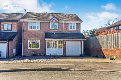 5 bedroom detached house for sale