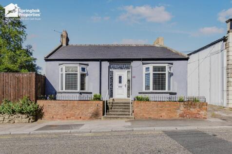 2 bedroom detached bungalow for sale