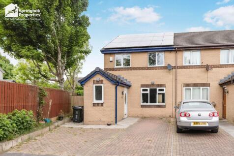 3 bedroom semi-detached house for sale