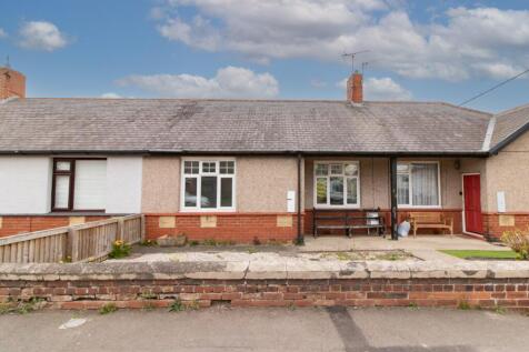 1 bedroom terraced bungalow for sale