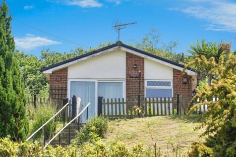 2 bedroom detached bungalow for sale