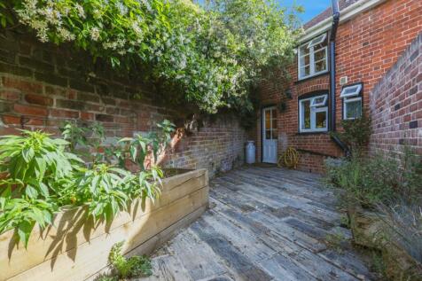 1 bedroom terraced house for sale
