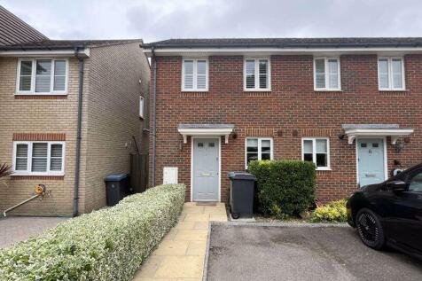 2 bedroom end of terrace house for sale