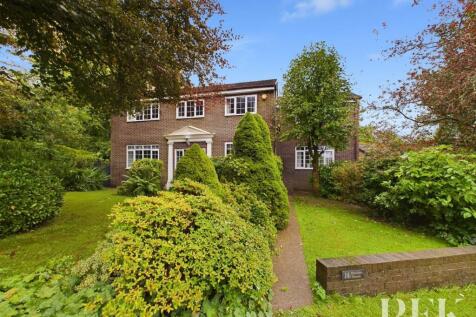 Rheda Park, Frizington CA26 4 bed detached house for sale