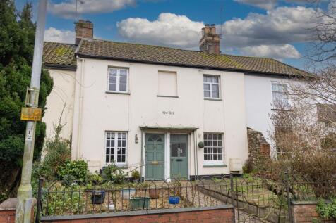 High Street, Chard 2 bed terraced house for sale