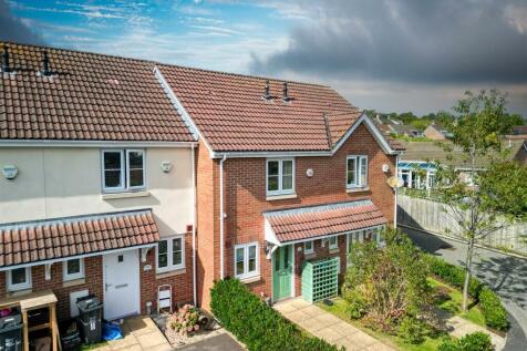 Willow Way, Chard 2 bed terraced house for sale