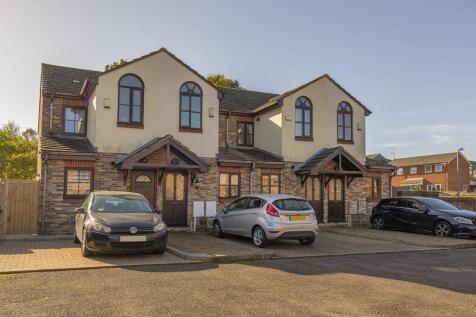 Bishops Mews, Tonbridge 2 bed terraced house for sale