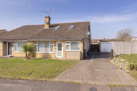 Faraday Ride, Tonbridge, TN10 4RL 3 bed semi