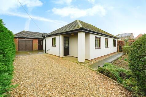 3 bedroom detached bungalow for sale