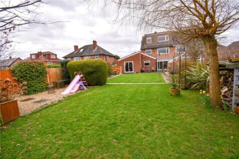 4 bedroom semi-detached house for sale
