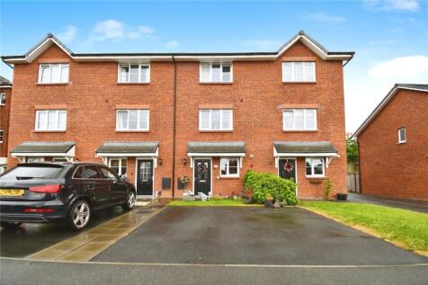 4 bedroom terraced house for sale