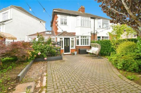 4 bedroom semi-detached house for sale