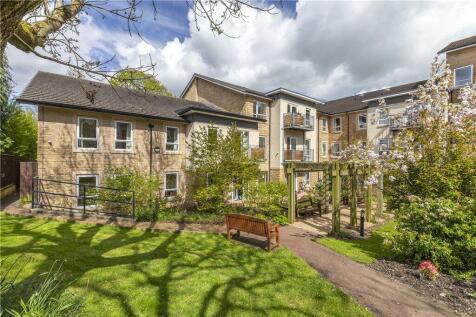 Valley Drive, Ilkley, West Yorkshire... 2 bed apartment for sale