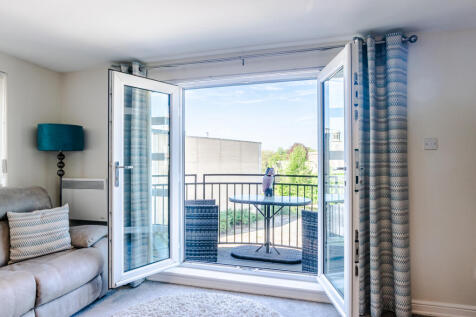 York YO1 2 bed apartment for sale