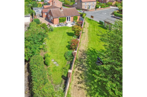 Kelfield, North Yorkshire YO19 4 bed detached bungalow for sale