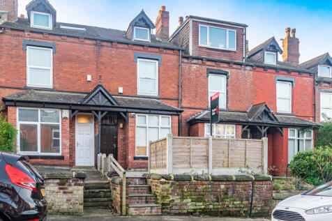 5 bedroom terraced house for sale